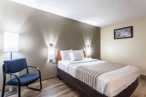 Econo Lodge Ithaca image 21